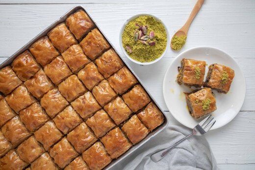 ميني بقلاوة